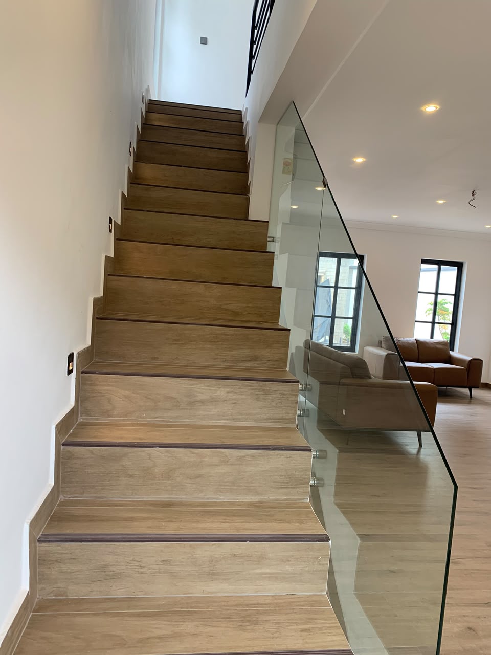 4 BEDROOM OCEAN VIEW HOUSE FOR SALE