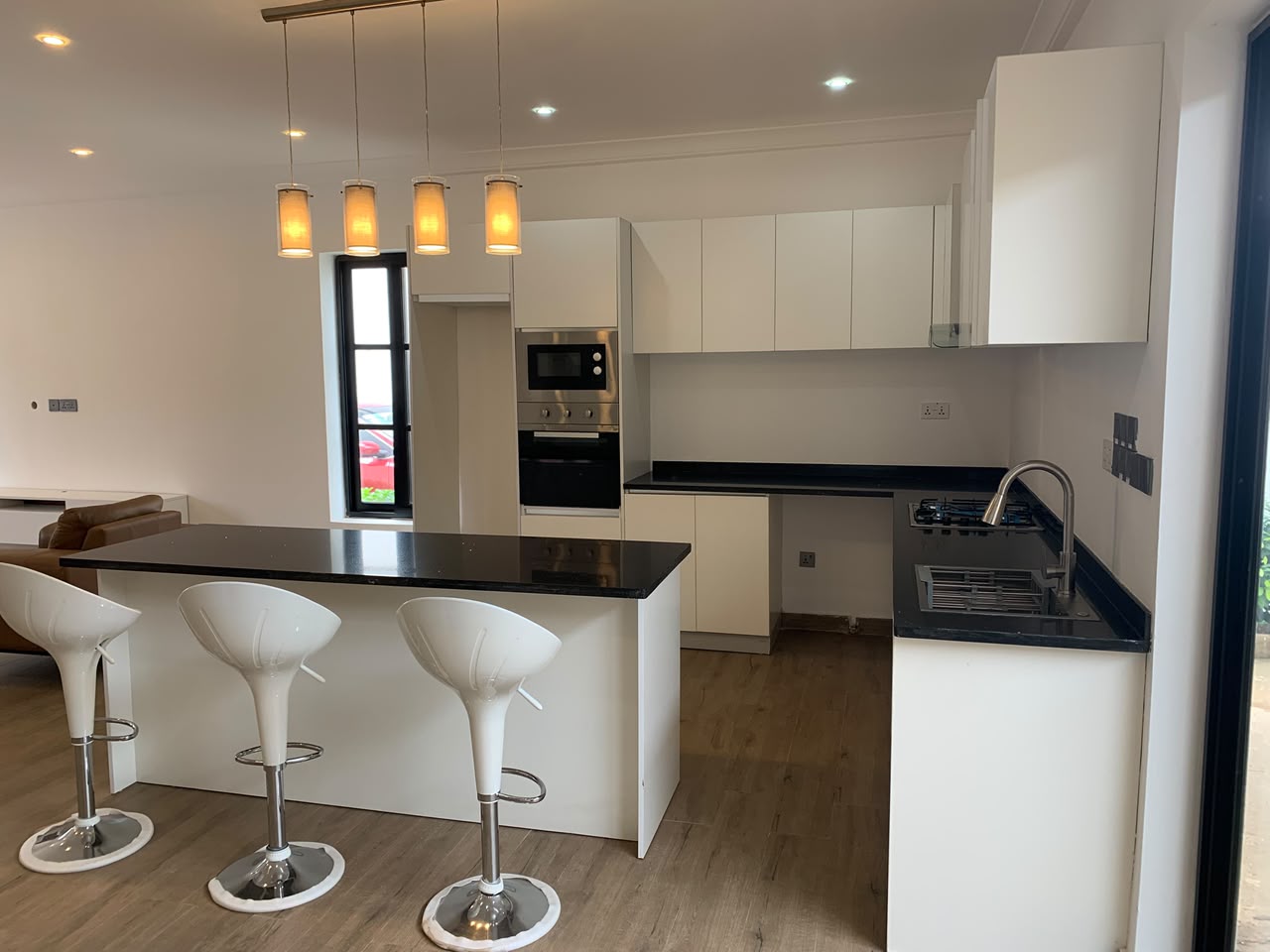 4 BEDROOM OCEAN VIEW HOUSE FOR SALE