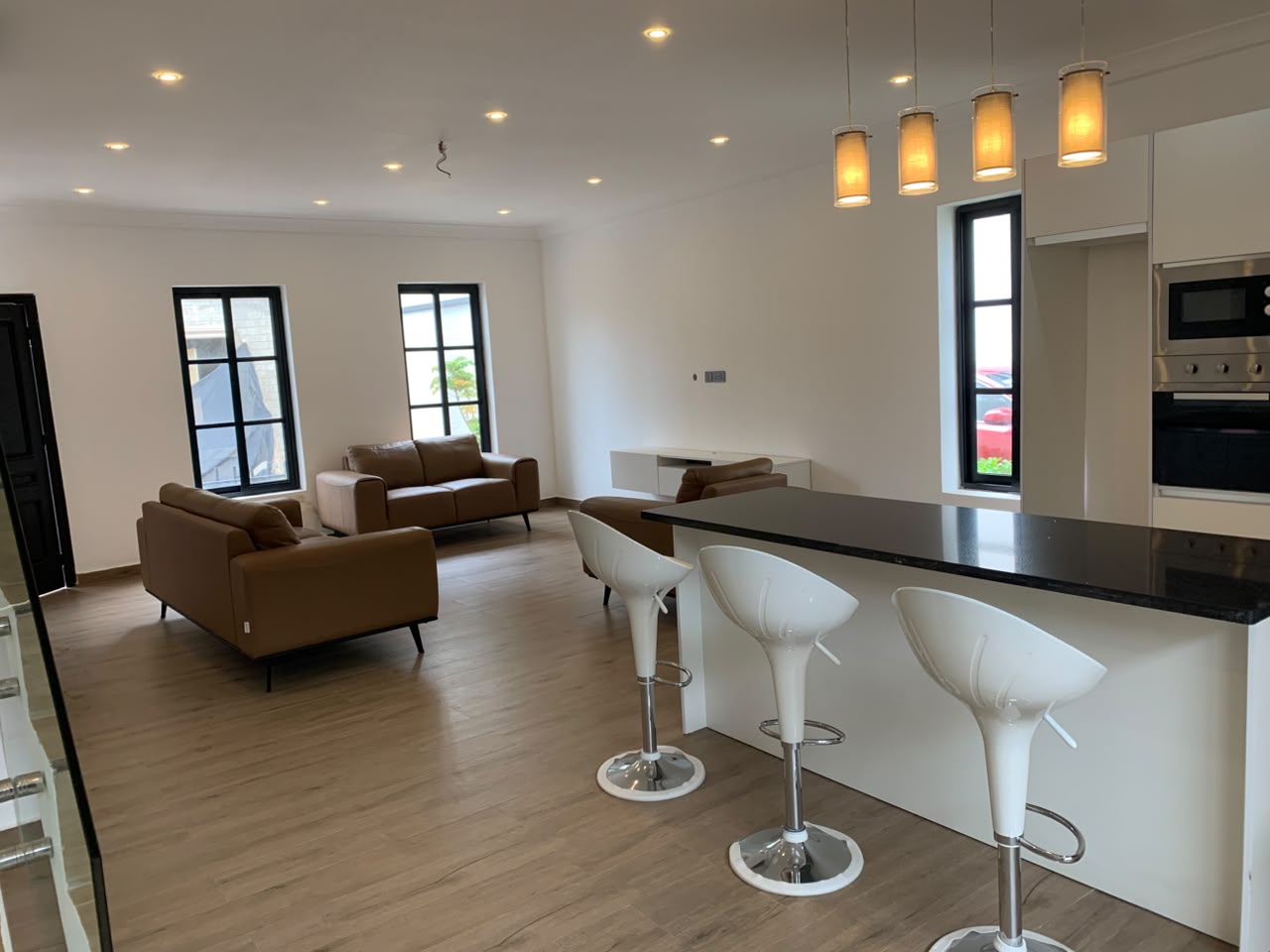 4 BEDROOM OCEAN VIEW HOUSE FOR SALE